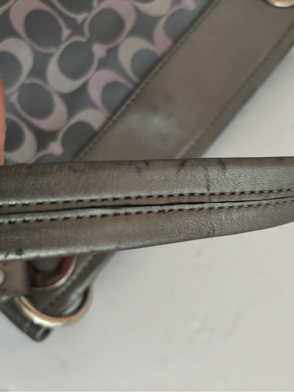 Like new Coach Ashley crossbody bag - Picture 12 of 12